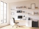 Jak zorganizować nierozpraszającą przestrzeń w domowym biurze?